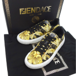 フェンディ FENDI  VERSACE FENDACE 総柄 ローカット スニーカー 買取金額30,000円
